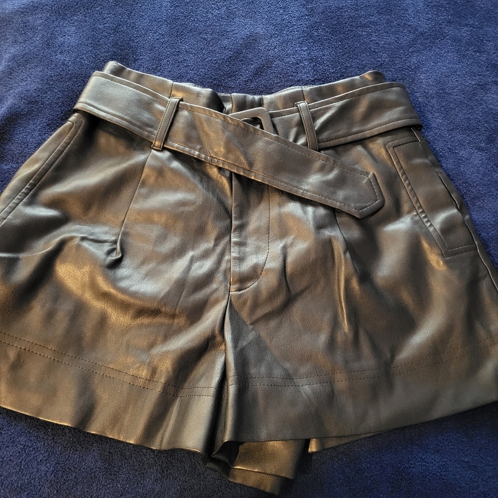 Zara Black Leather Women Shorts NWT Size XS